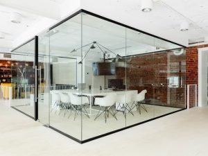 شیشه در صنعت و هنر معماری